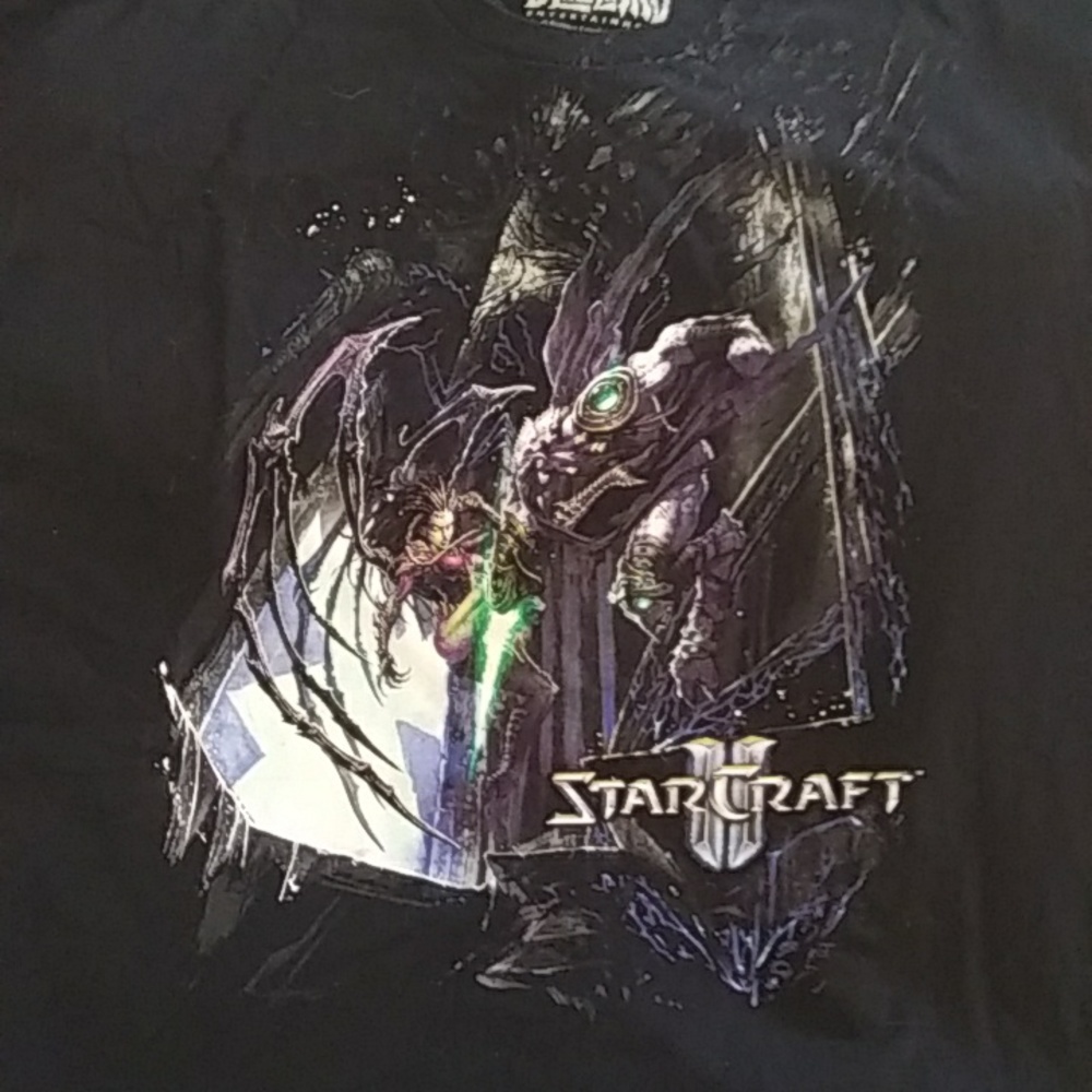 Blizzard Starcraft Short Sleeve T-Shirt. Size 2XL. Color Black.